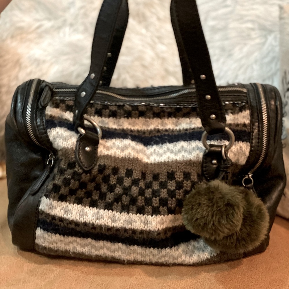 Juicy Couture knit and leather purse